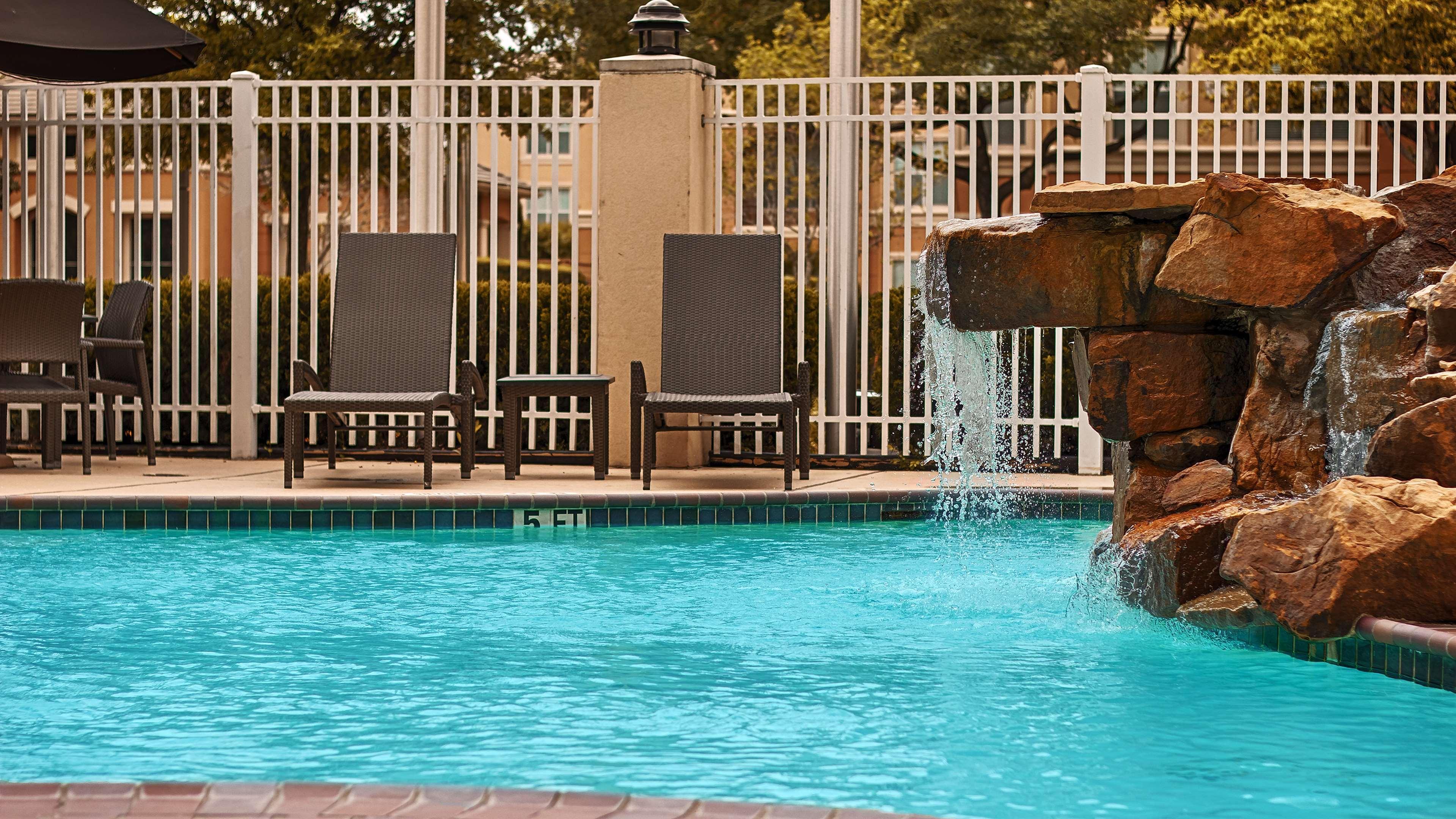 Hilton Garden Inn Houston/Galleria Area Exterior photo