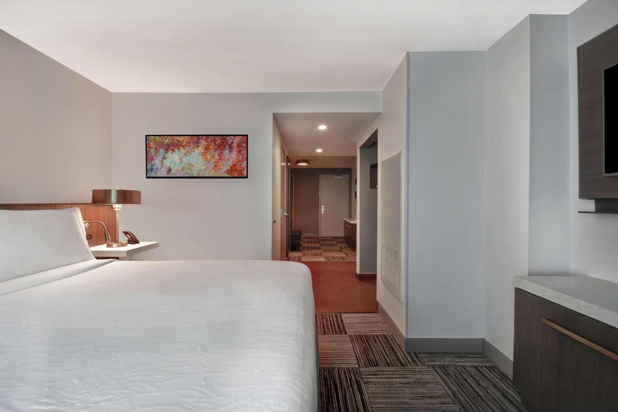 Hilton Garden Inn Houston/Galleria Area Exterior photo