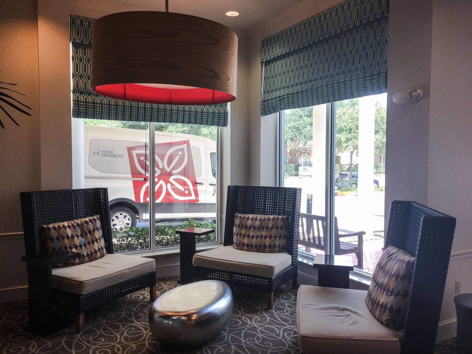 Hilton Garden Inn Houston/Galleria Area Exterior photo
